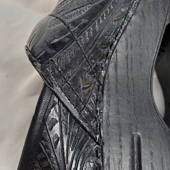 Dansko Paisley Tooled Leather Womens Clogs Size 36 - Picture 10 of 14